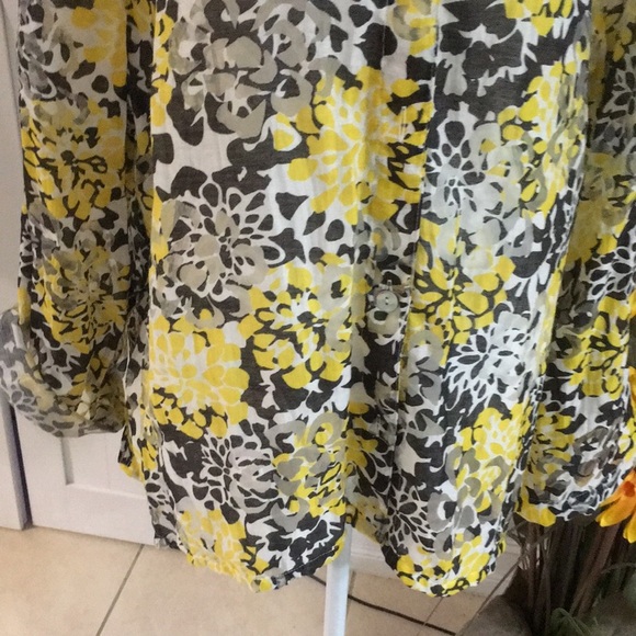 Ruby Road Woman’s sheer black and yellow blouse - Picture 6 of 10